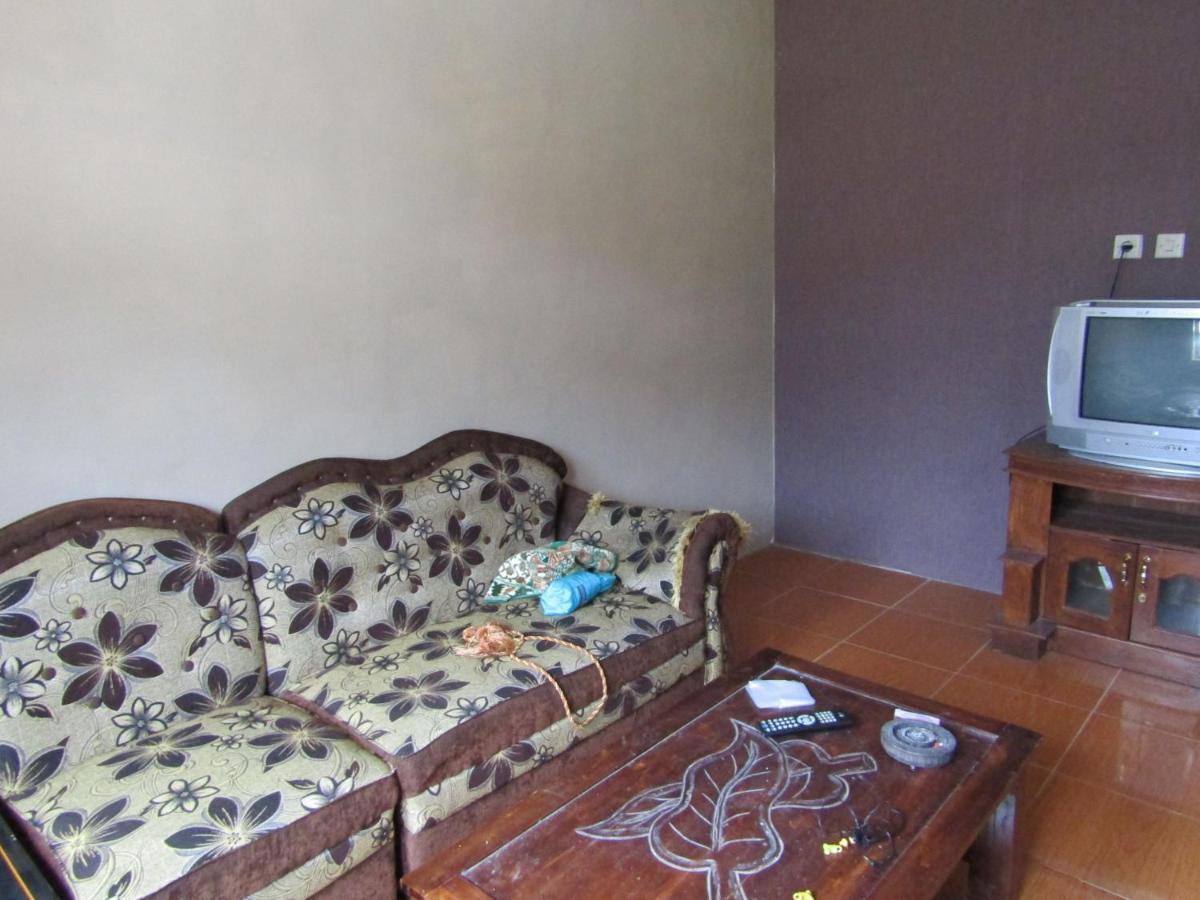 Penginapan Melati Sarangan Ngoại thất bức ảnh